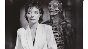 Photo N & B du film Hellraiser : Le Pacte, de Clive Barker