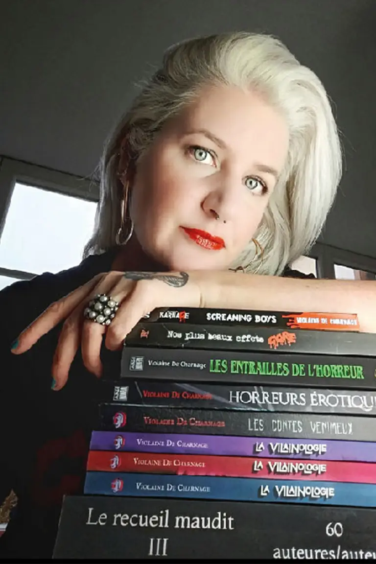Violaine De Charnage, Contesse d’Horreurs écrivain et romancière française © 2025